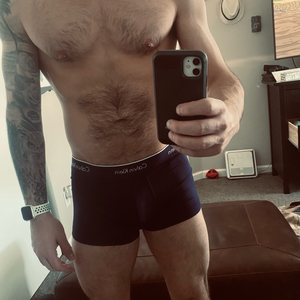 Large Calvin Klein boxer briefs! Very comfy!